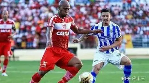 上海申花遭遇连败困境，换人策略引争议，柔佛战惨遭“哑巴吃黄连”式失利！