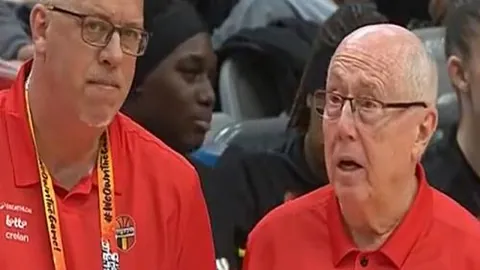 瓜帅夫妻情缘再生波折，分手边缘却仍存复合希望？知情人士曝惊人内幕！